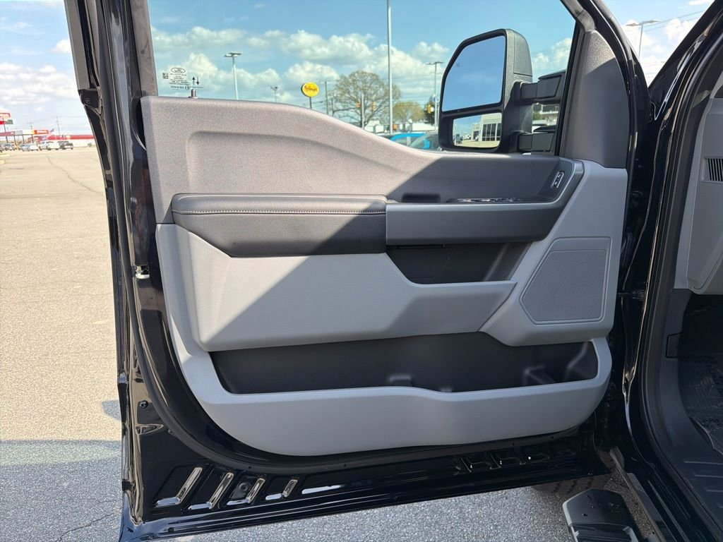 New 2026 Black Ford XL image 12