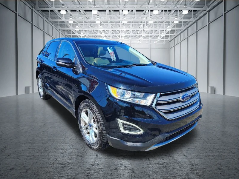 Used 2016 Black Ford SEL image 3