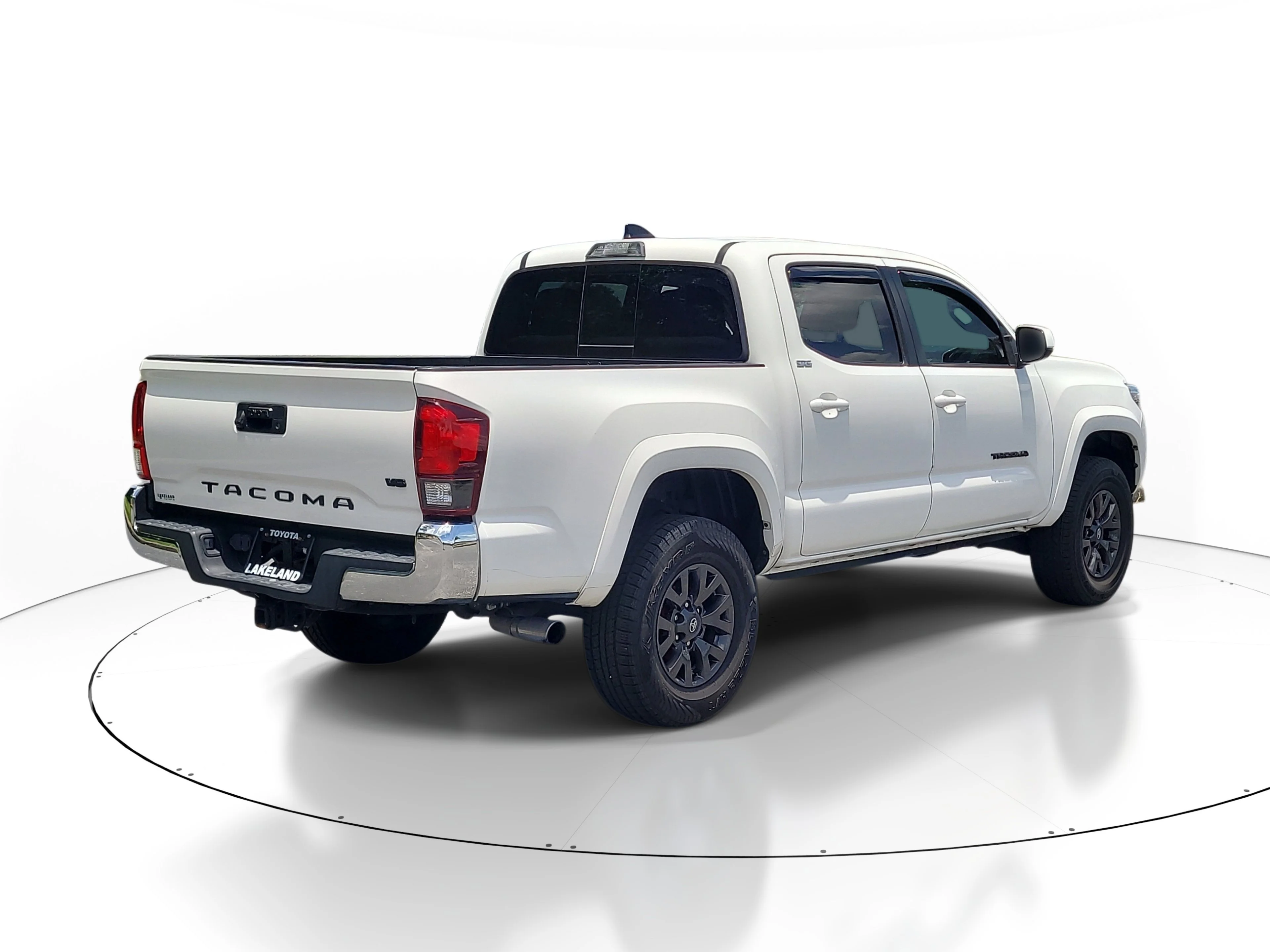 Used 2021 Super White Toyota SR5 image 6