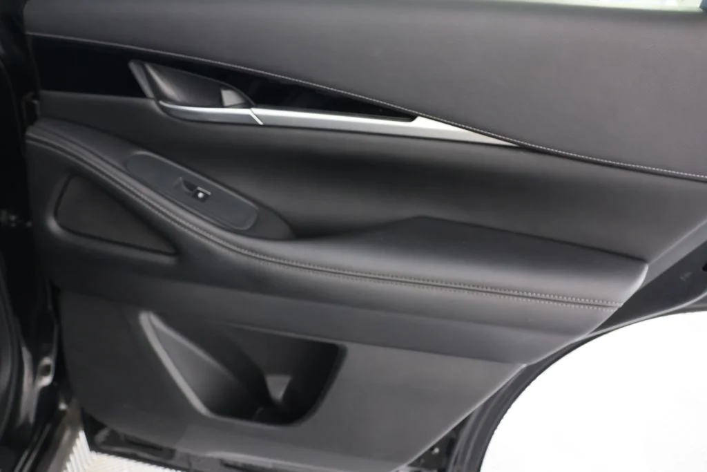 Used 2023 Black INFINITI PURE image 30
