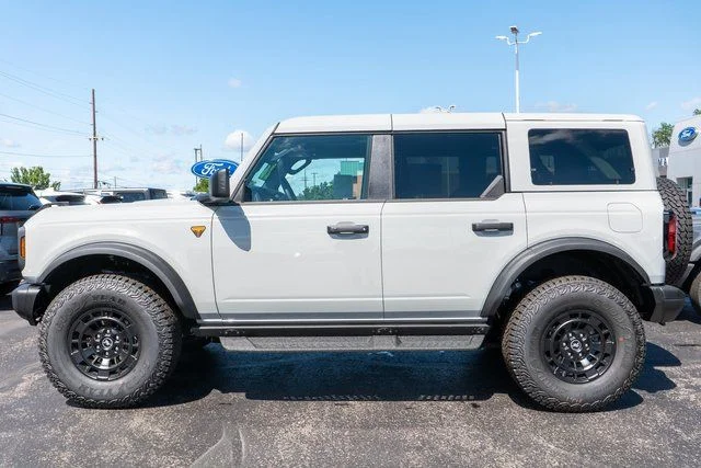 New 2026 White Ford Badlands image 9