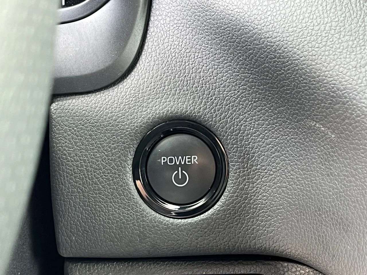 2025 Toyota Sequoia SR5 - Photo 22