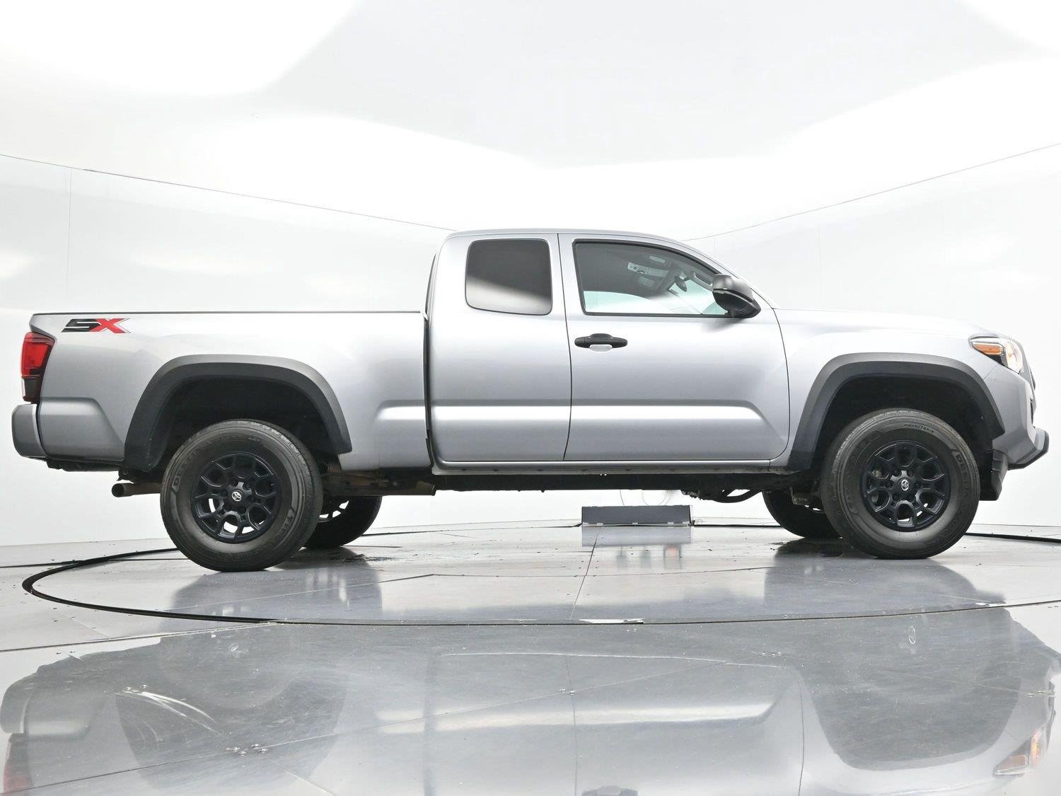 Used 2021 Silver Sky Metallic Toyota SR image 48