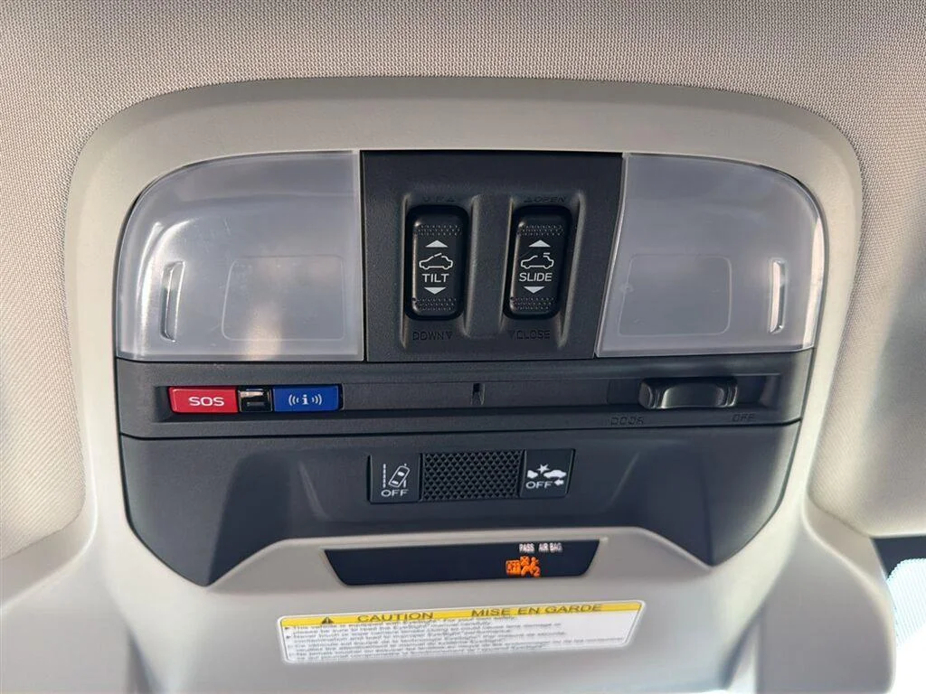 Used 2018 Dark Gray Metallic Subaru Limited image 20