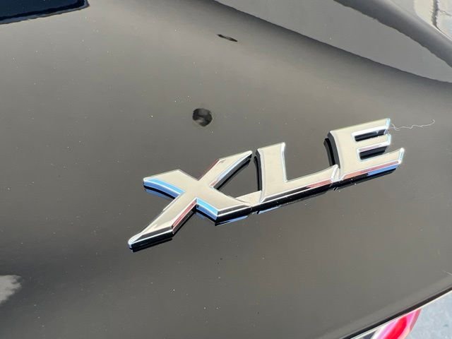 New 2026 Midnight Black Metallic Toyota  XLE image 4
