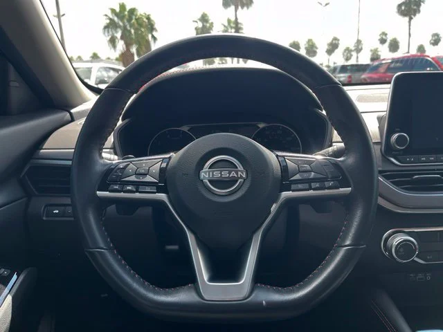 Used 2024  Nissan 2.5 SR image 17