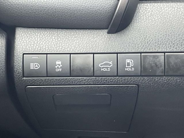 2023 Toyota Camry LE - Photo 17