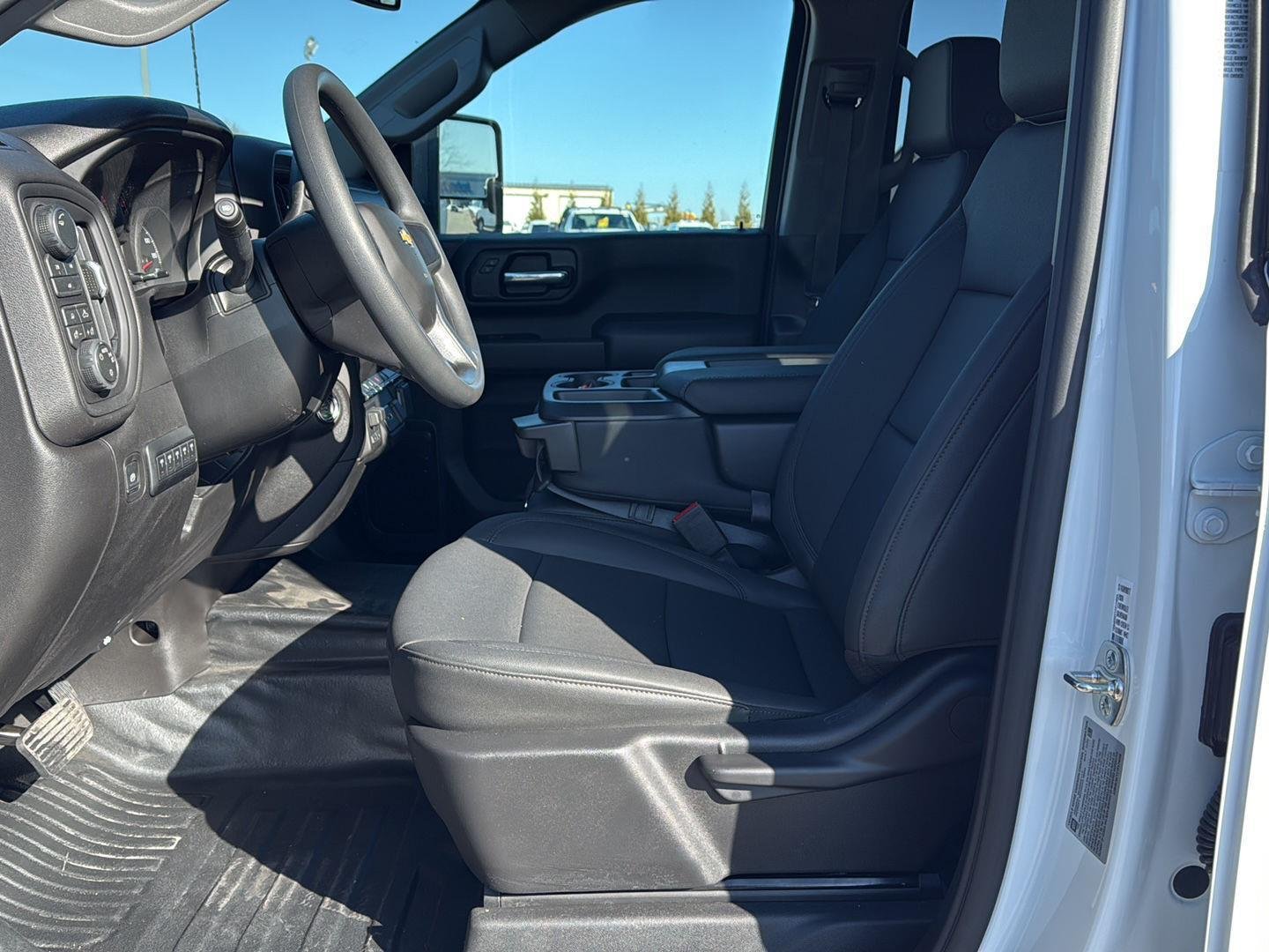 New 2026 Summit White Chevrolet Work Truck image 12