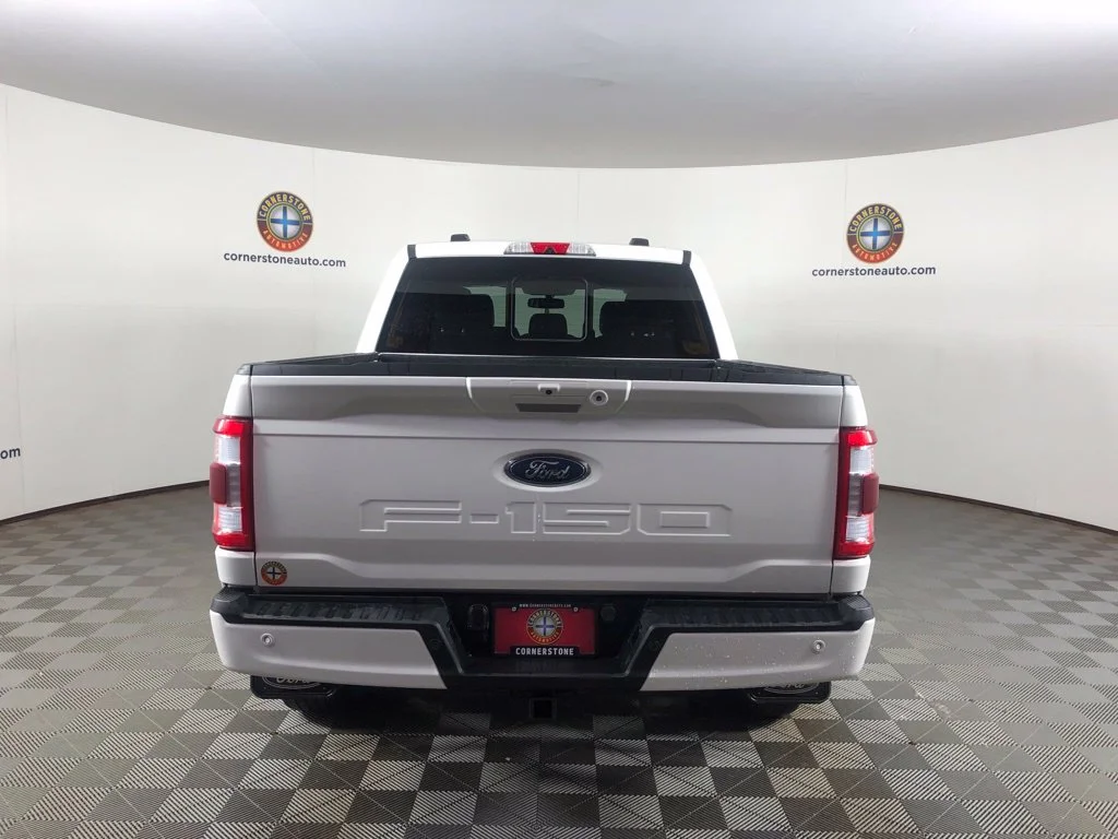 Used 2023 White Ford Lariat image 20