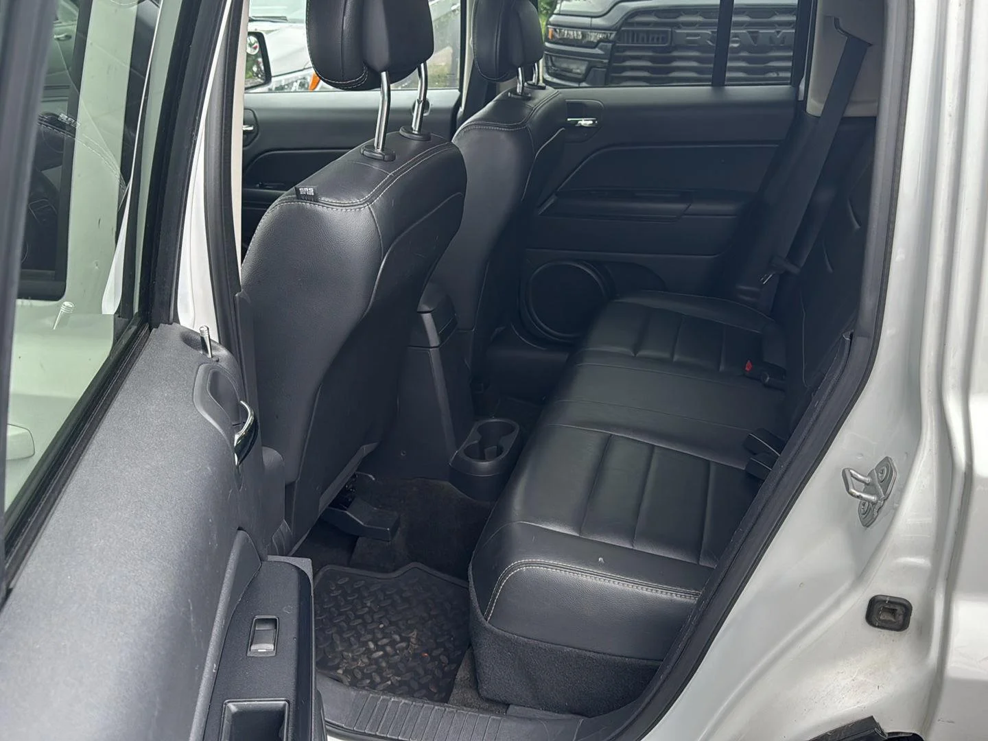 Used 2016 Bright White Clearcoat Jeep High Altitude Edition image 6