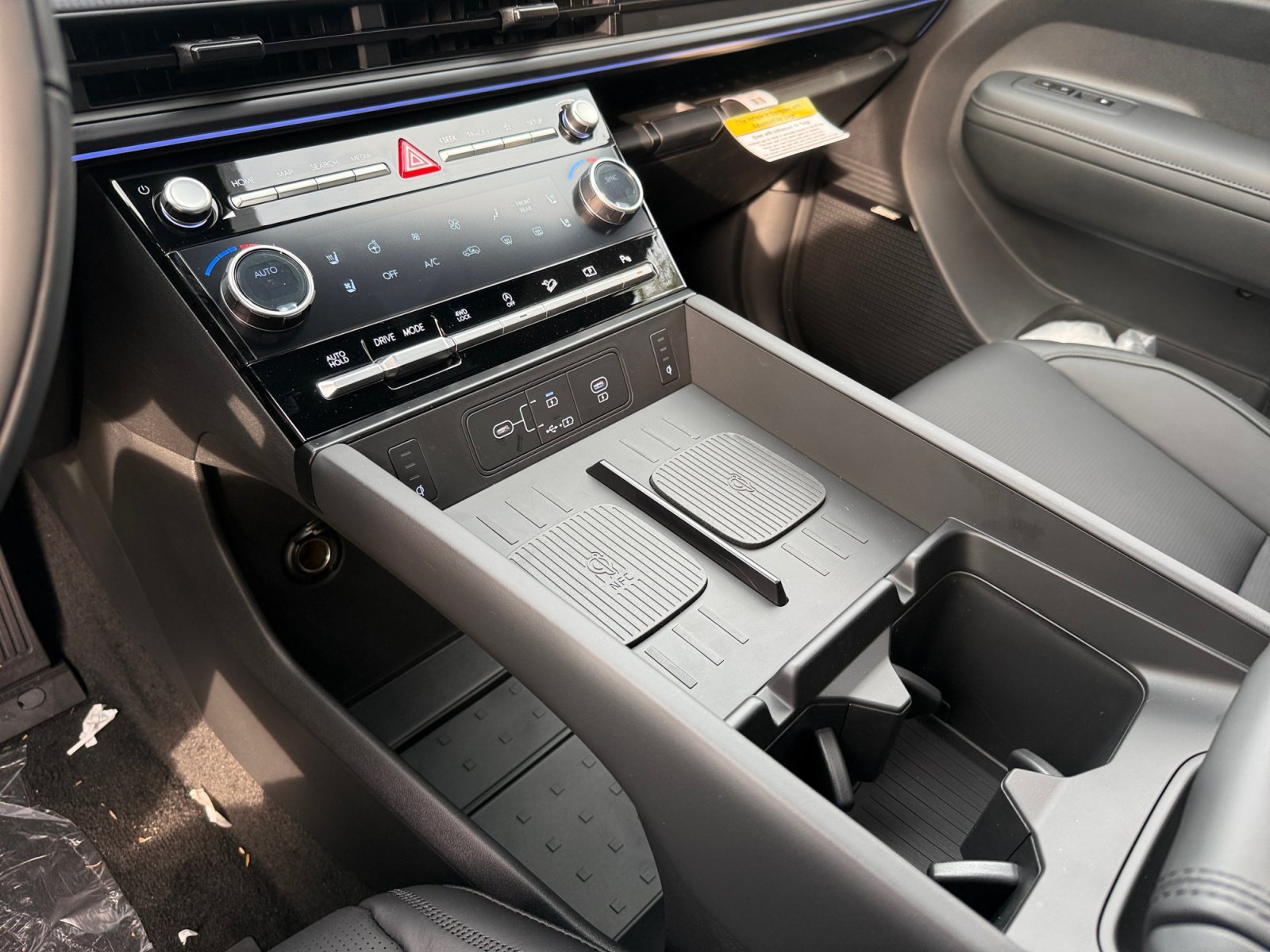 New 2026 Rockwood Green Hyundai Calligraphy AWD image 13