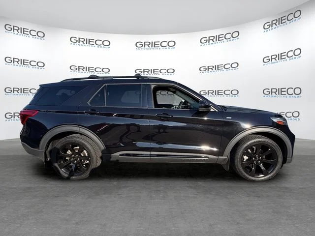 Certified Used 2023 Agate Black Metallic Ford ST-Line image 33