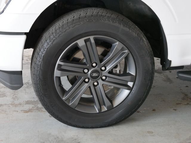 Certified Used 2023 Oxford White Ford XLT image 4