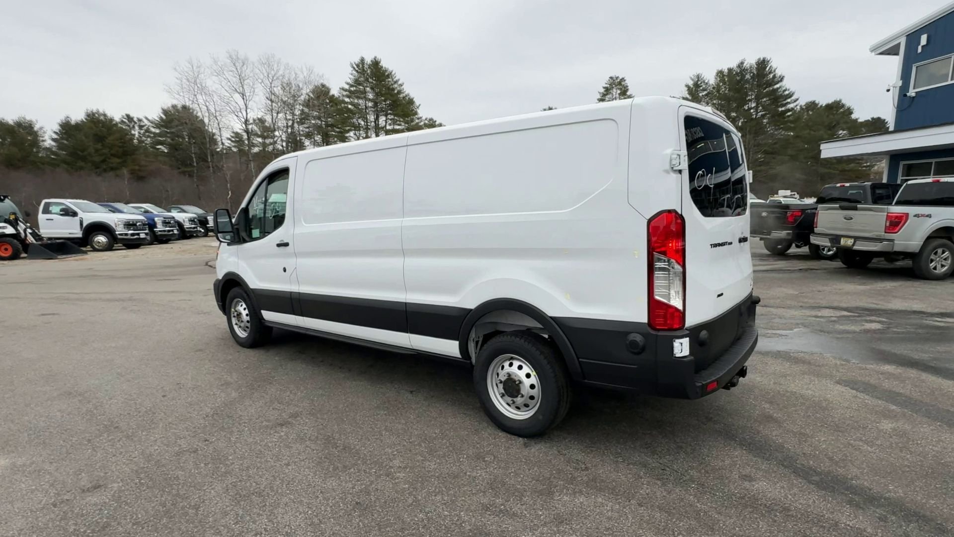 New 2026 Oxford White Ford Cargo Van image 18