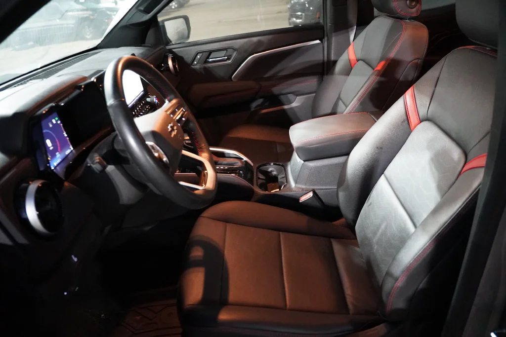 Used 2023 Sterling Gray Metallic Chevrolet Z71 image 4