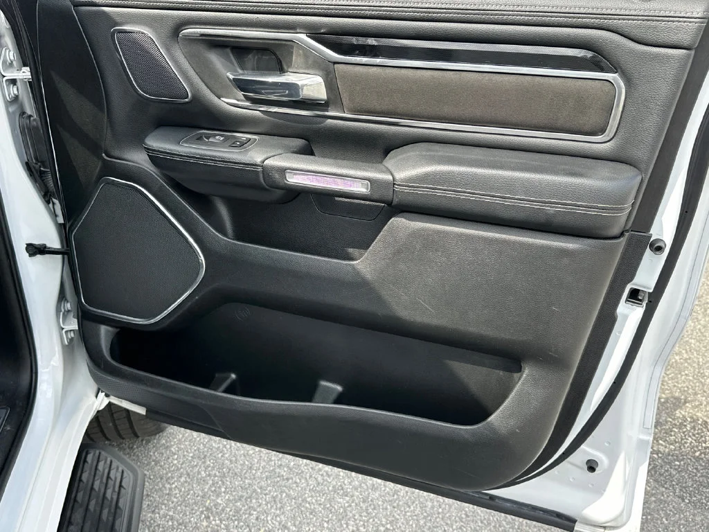 Used 2022 White Ram Laramie image 14