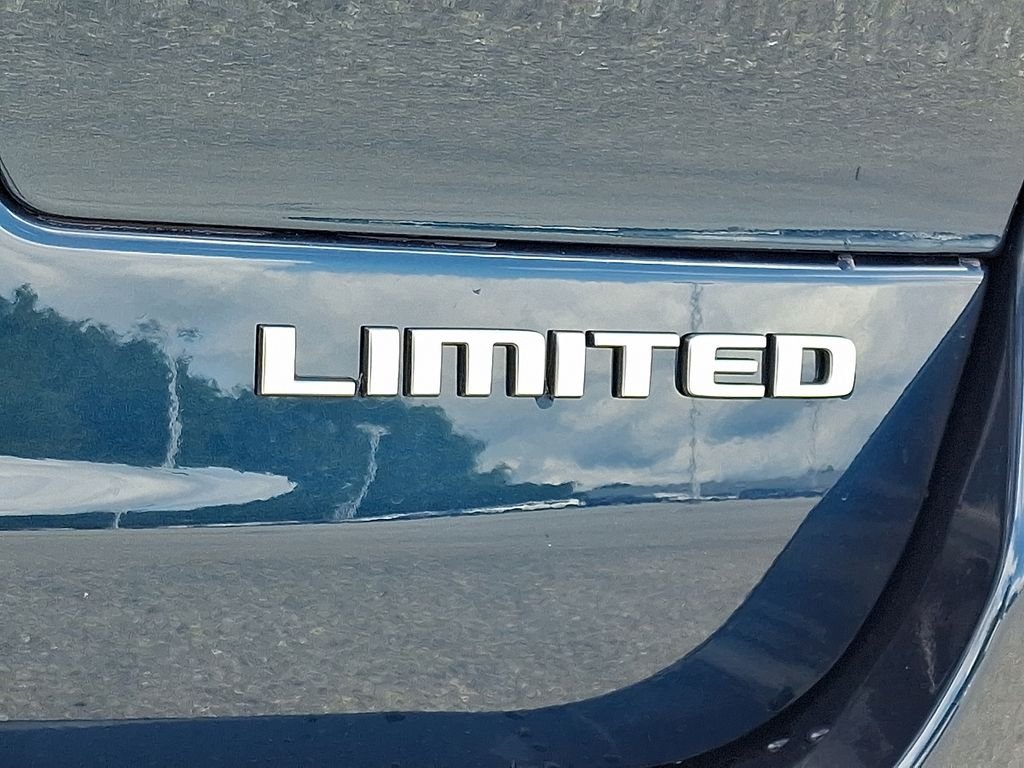 New 2026 Fathom Blue Pearlcoat Jeep Limited image 20