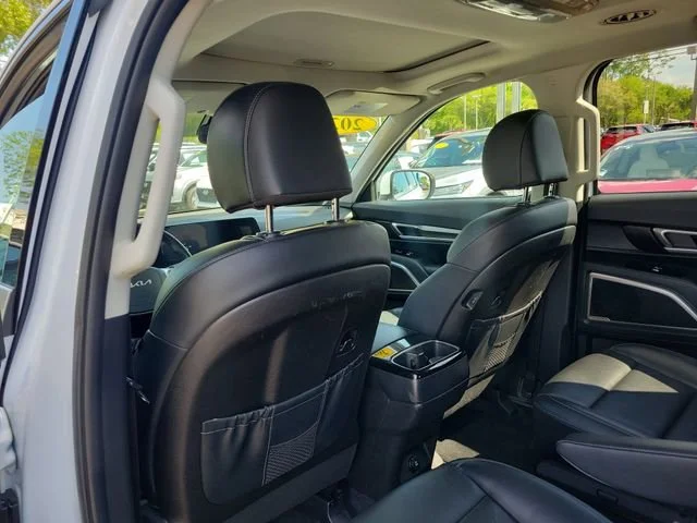 2025 Kia Telluride S - Photo 11