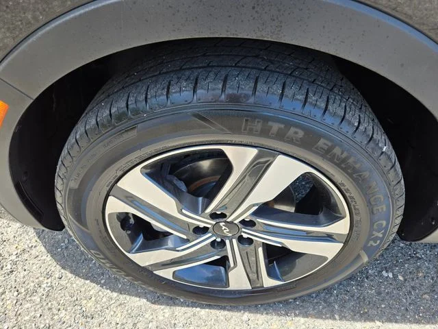 Used 2023 Black Kia EX image 25