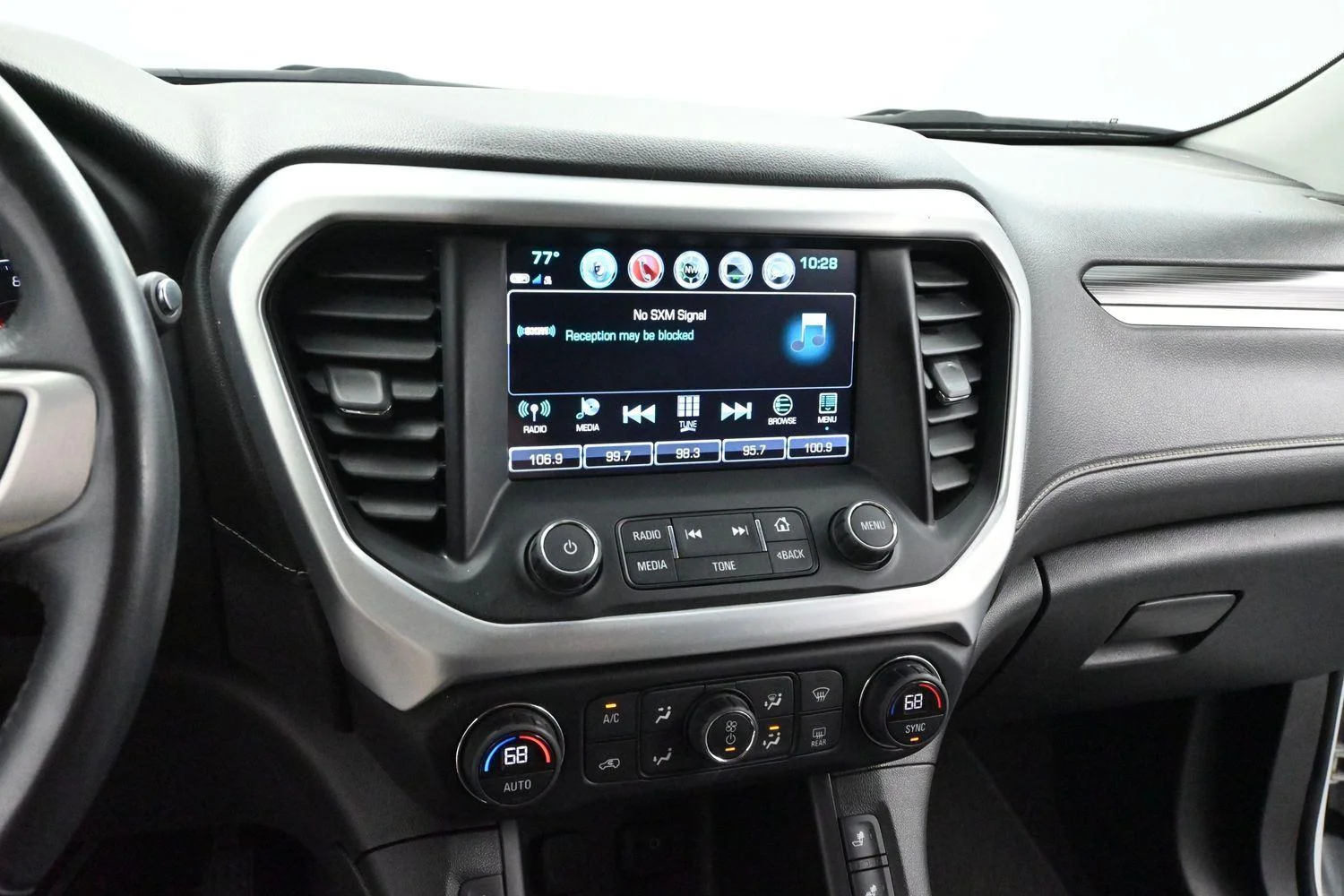 Used 2019 Summit White GMC SLT image 18