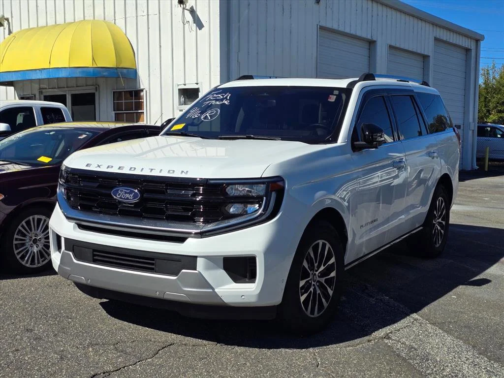 Used 2025 White Ford Platinum image 2
