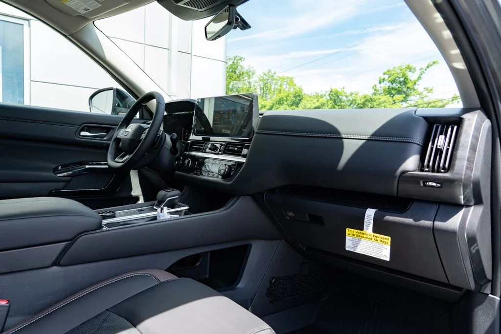 New 2026 Gun Metallic Nissan Platinum image 29