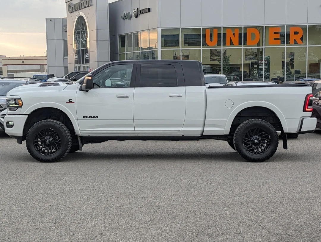 Certified Used 2024 White RAM Limited - Mega Cab - Cummins Turbo Diesel - Air Suspension - Leather - 12 Uconnect & More! image 5