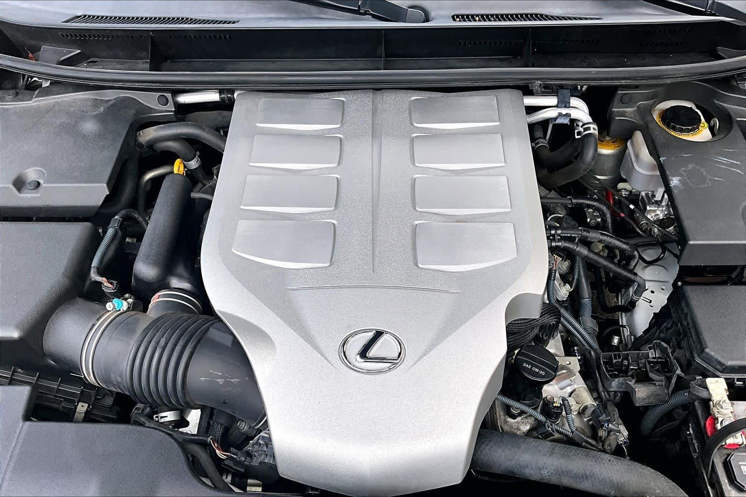 Used 2015 Starfire Pearl Lexus Luxury image 32