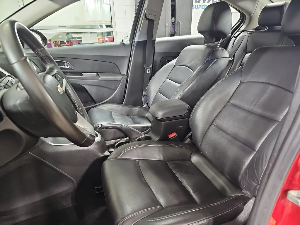 Used 2014 Red Chevrolet LTZ image 18