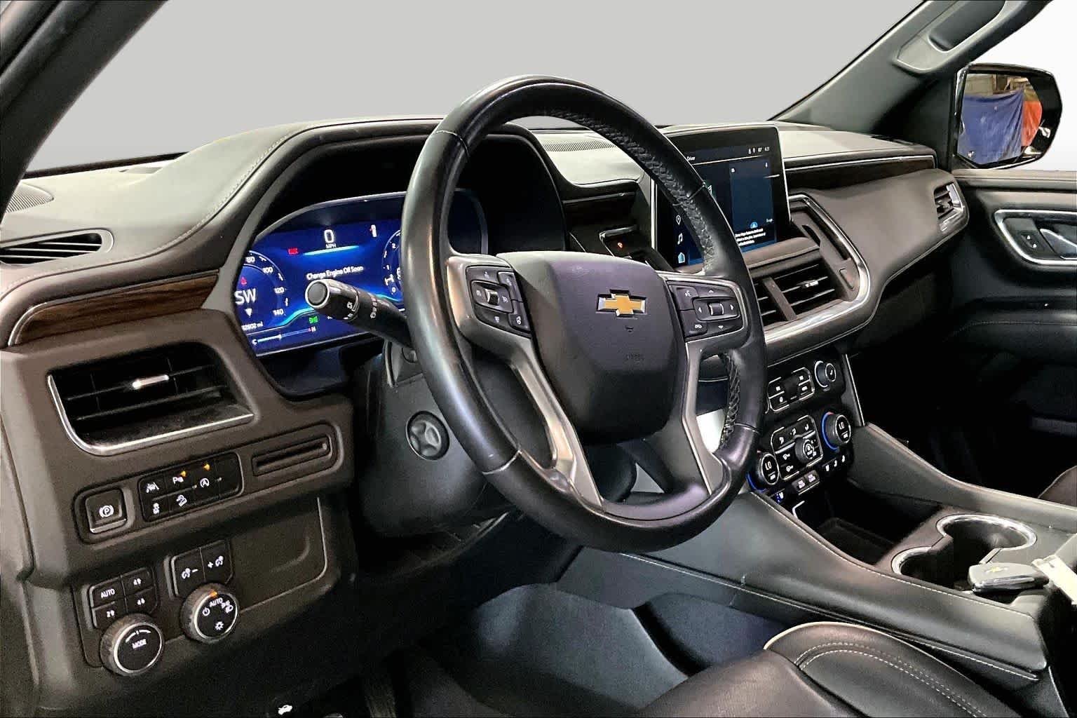 Used 2023 Sterling Gray Metallic Chevrolet Premier image 17