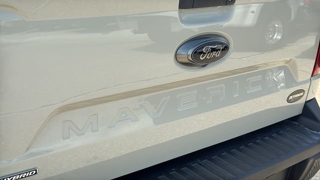 Used 2024 Beige Ford XLT image 10