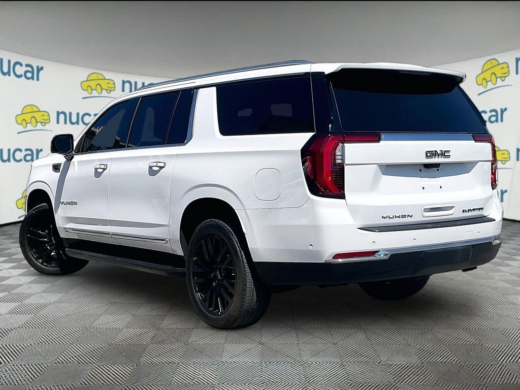 Used 2025 White GMC Elevation image 4