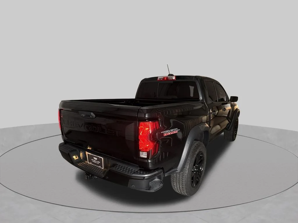 Used 2023 Black Chevrolet Trail Boss image 5