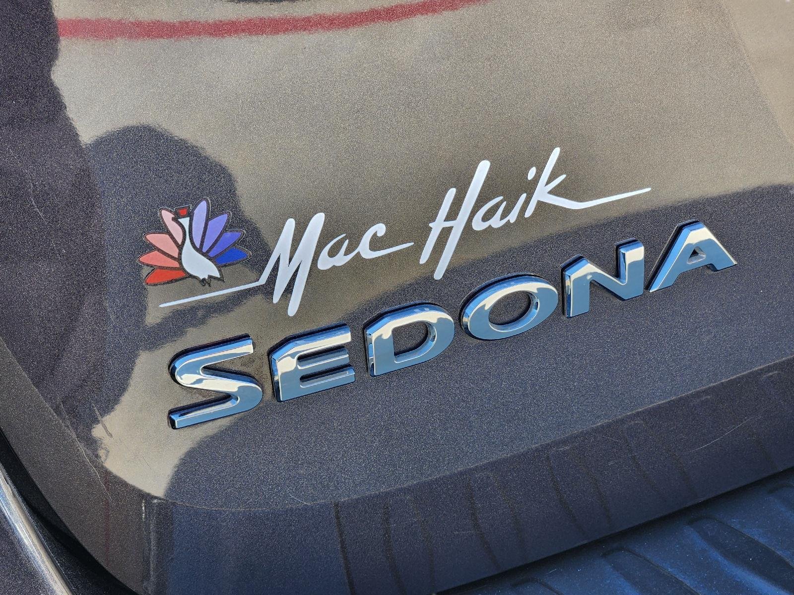 2020 Kia Sedona EX - Photo 12