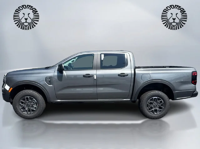 New 2026 Carbonized Gray Metallic Ford XLT image 9
