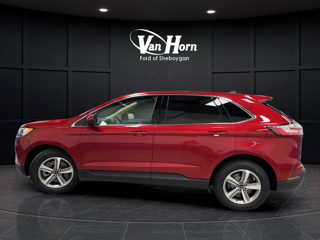 Used 2022 Rapid Red Metallic Tinted Clearcoat Ford SEL image 4