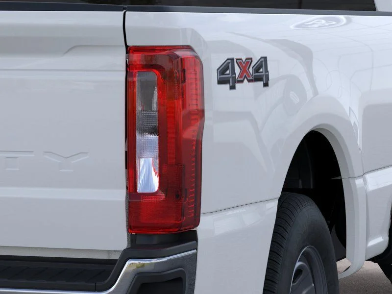 New 2026 Oxford White Ford XL image 21