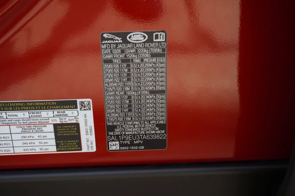 New 2026 Firenze Red Land Rover SE image 30