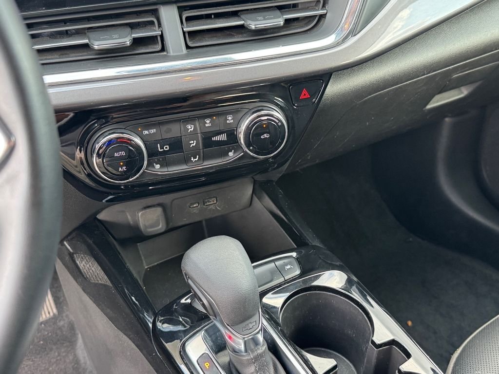 Used 2025 Green Chevrolet ACTIV image 27