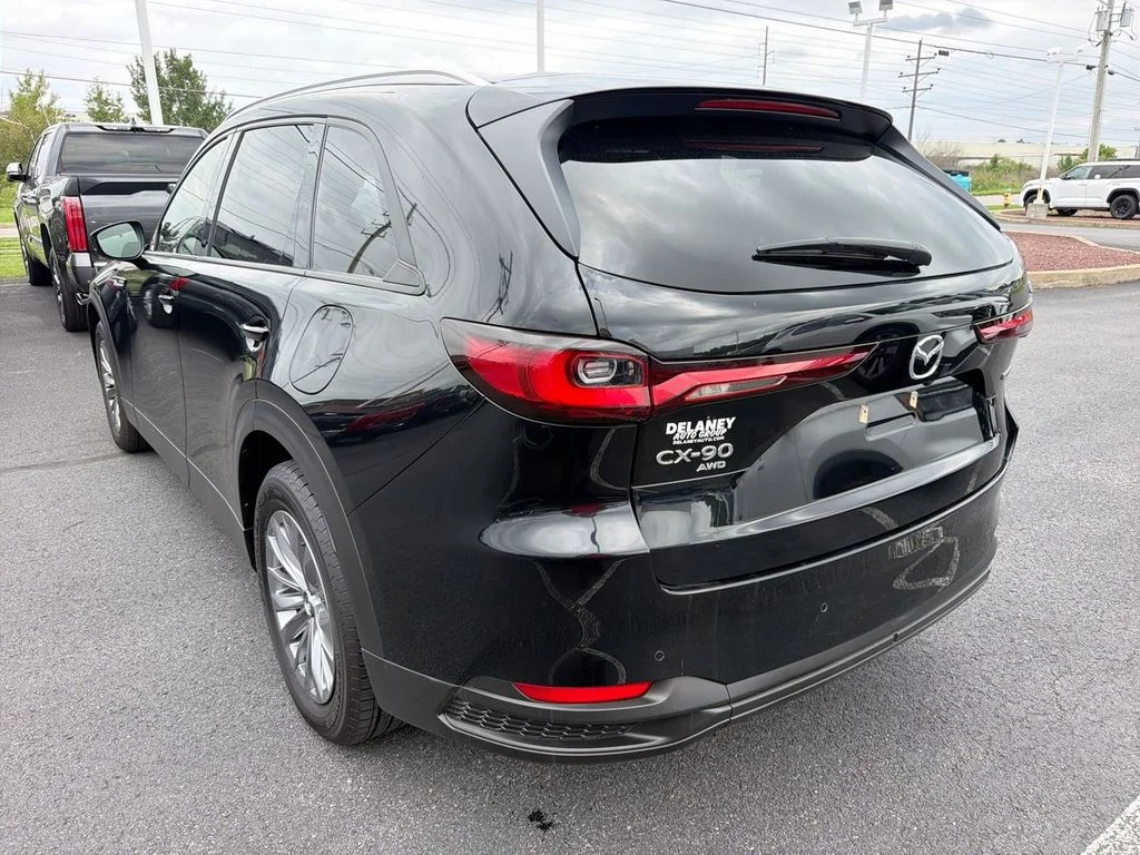 Used 2025 Black Mazda 3.3 Turbo Preferred image 6