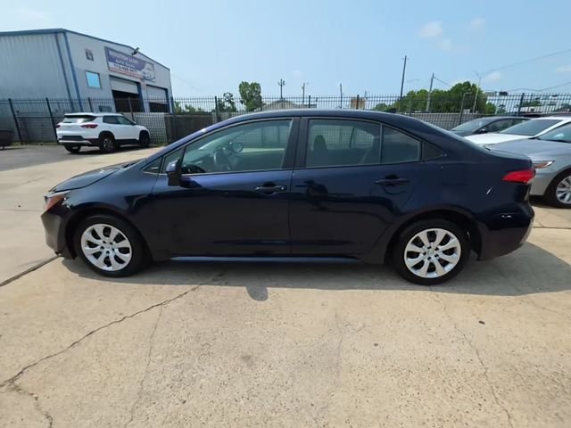 Certified Used 2025 Blueprint Toyota LE image 3