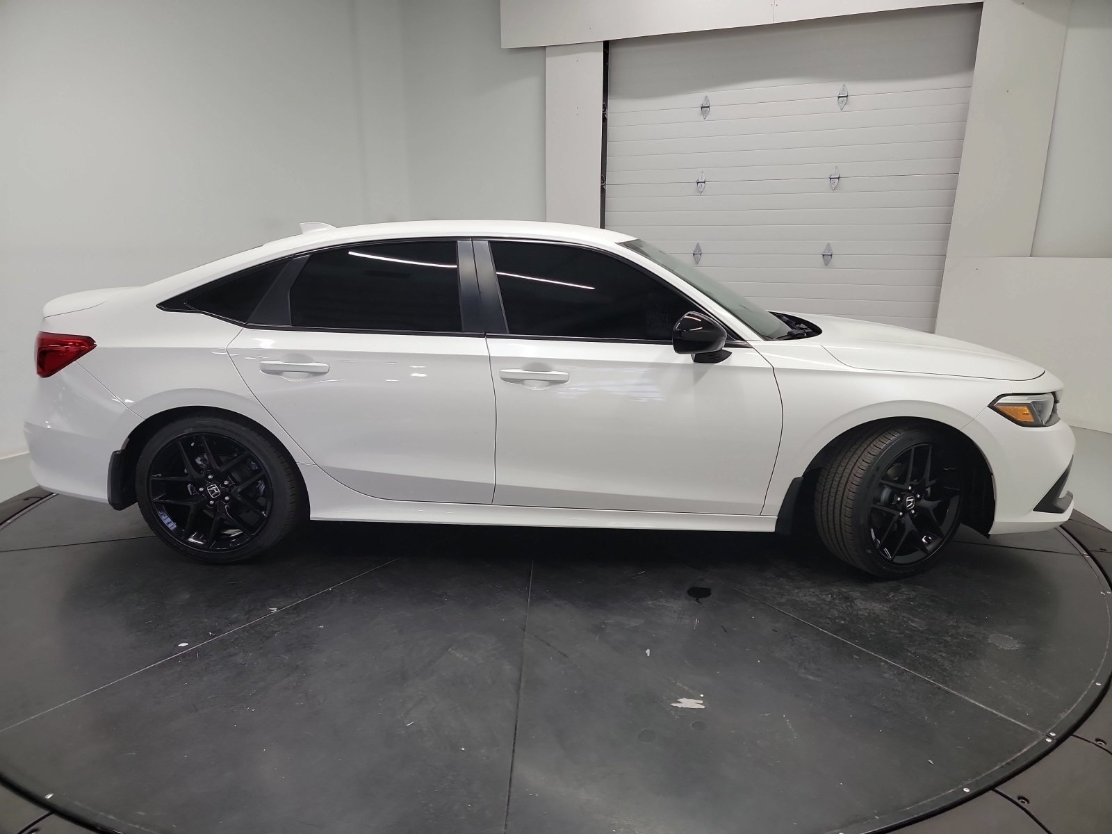 Certified Used 2024 Platinum White Pearl Honda Sport image 11