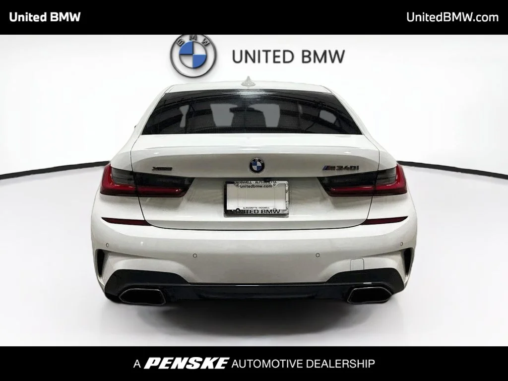 Used 2022 Alpine White BMW M340i xDrive image 6