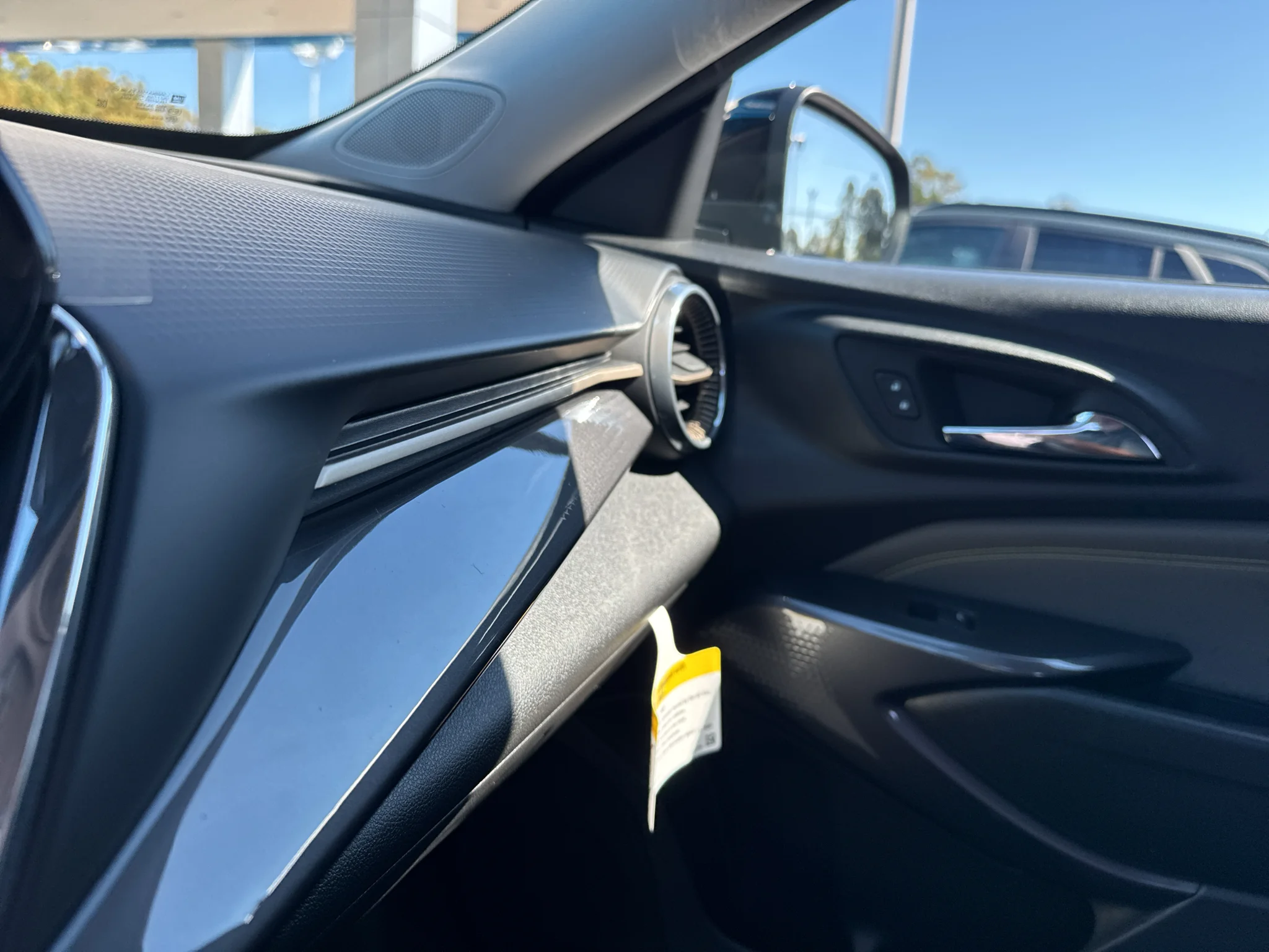 2026 Chevrolet Trax Activ - Photo 18