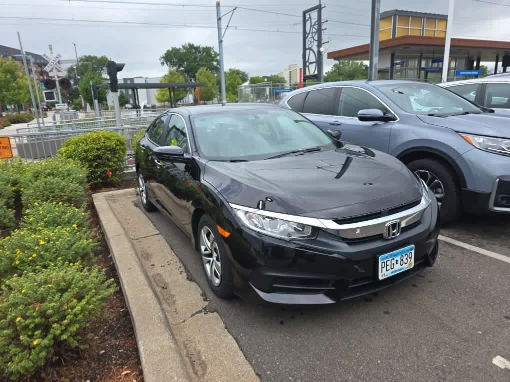 Used 2016 Burgundy Night Pearl Honda LX image 3