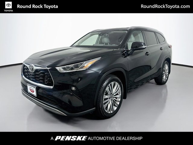 Pre-Owned 2024 Toyota Highlander Platinum