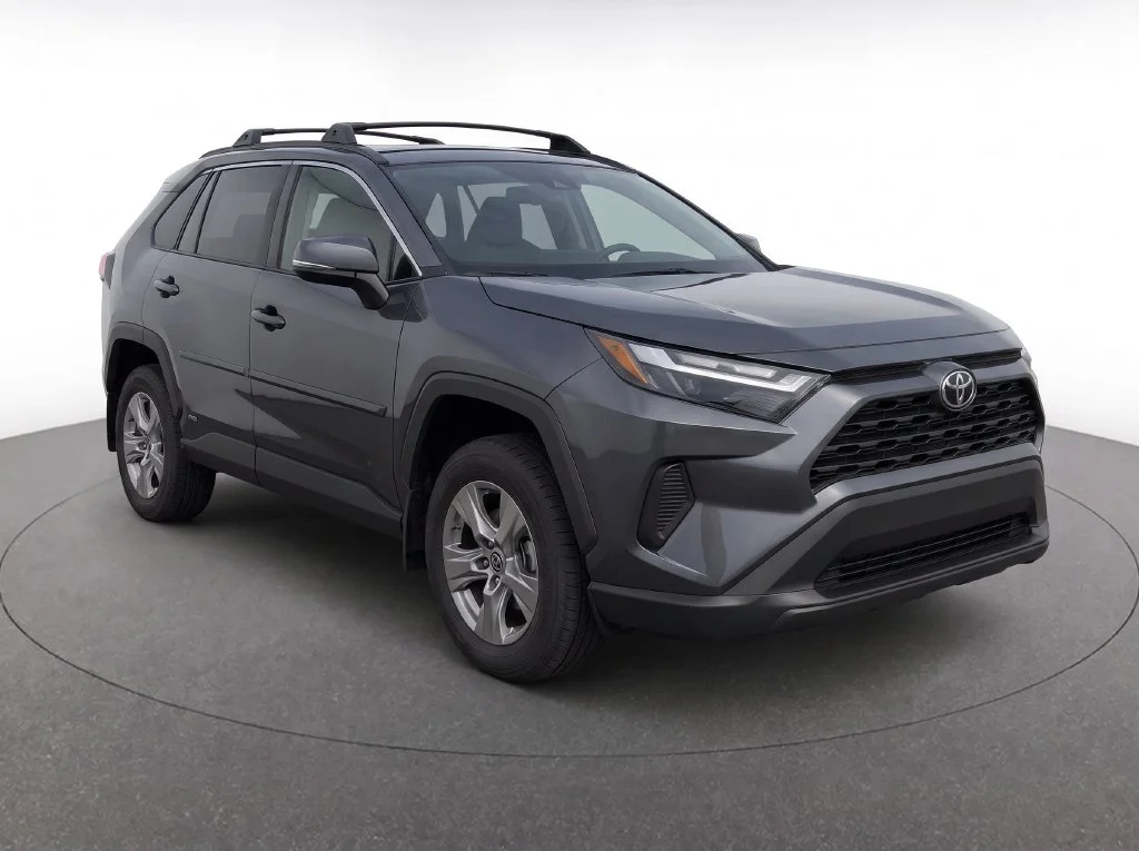 Used 2025 Gray Toyota XLE image 7