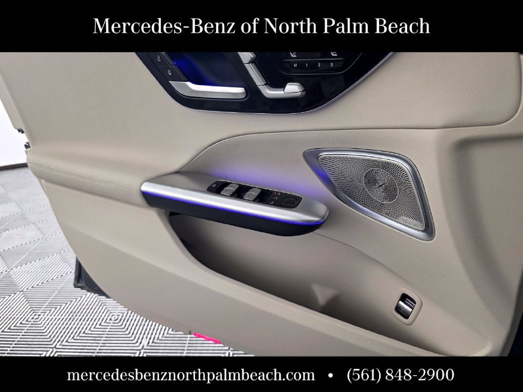 New 2026 Selenite Grey Metallic Mercedes-Benz C 300 image 47