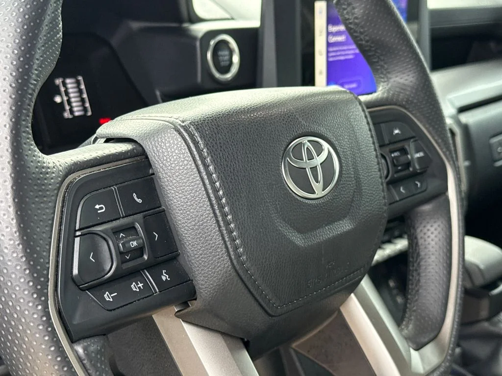 Used 2025 Black Toyota SR5 image 29