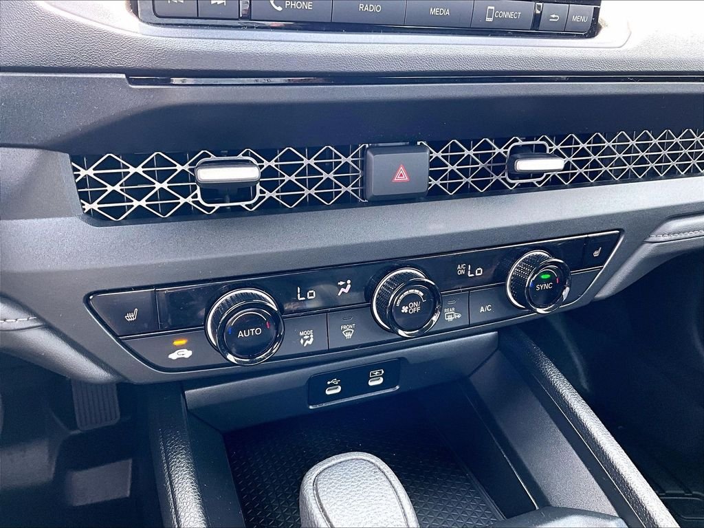 Used 2025 Blue Honda SE image 26